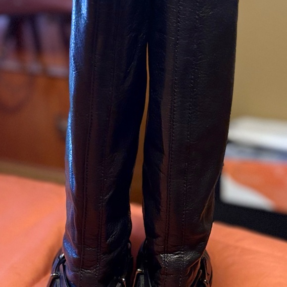 Coach Natale Beautiful Black Knee-High Leather Riding Boots - Picture 6 of 7